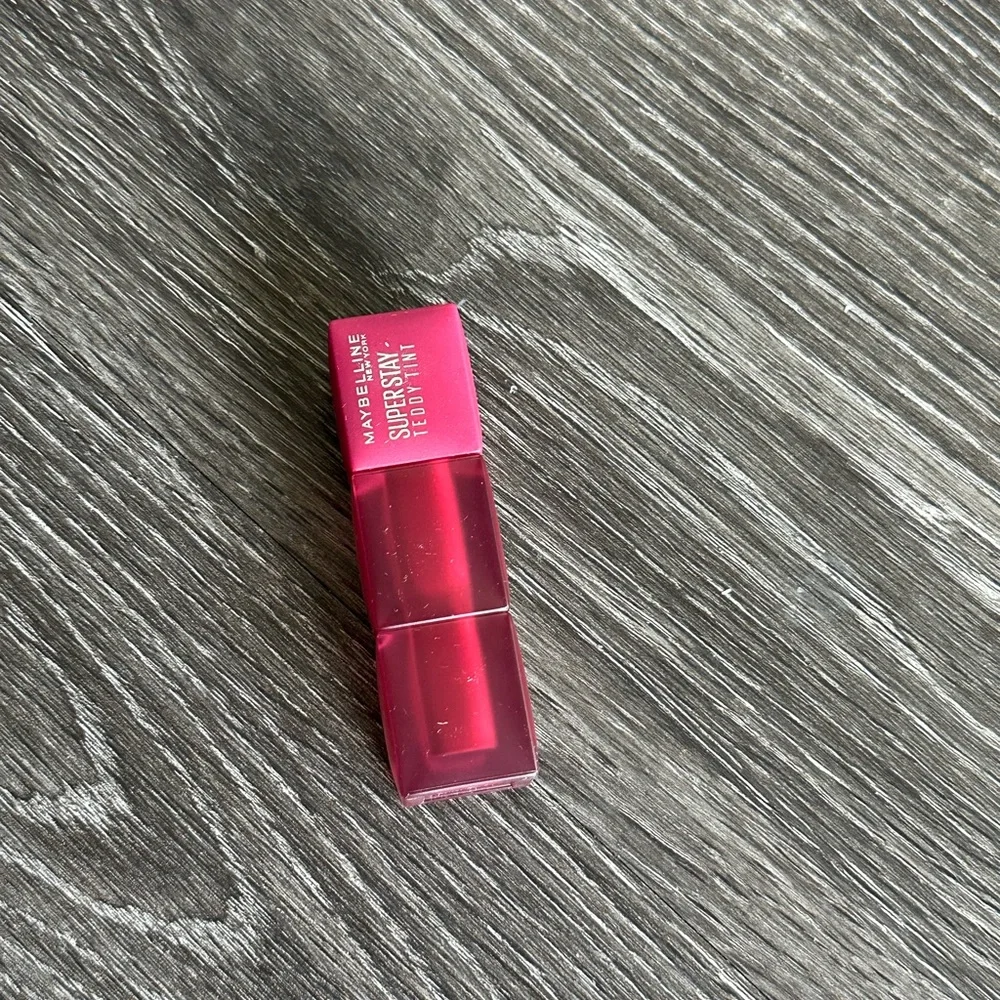 Nwt Maybelline Super Stay Teddy Tint Long Lasting Matte Lip Tint wild at heart